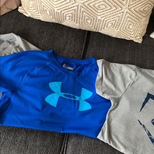 Under Armour Boys T-shirts sz 7